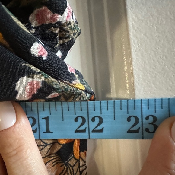 Umgee Floral Patchwork Blouse - M - Picture 6 of 7